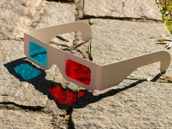 Red Cyan Stereophotography Anaglyph Glasses Rocks Ground Pattern — Stock Photo, Image