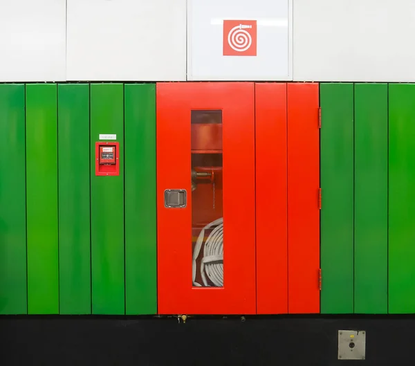 Fire Hydrant Brazilian Subway Station — Stock Photo, Image