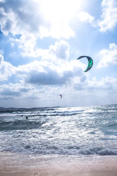 Kite Surfer Schilderachtige Middellandse Zeekust Sardinië Italië Europa — Stockfoto