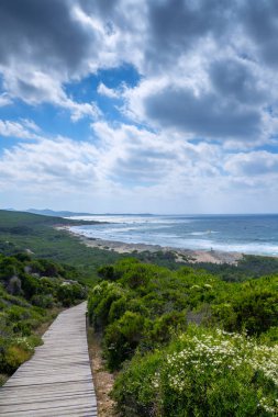 Sardunya, İtalya, Avrupa'nın doğal Akdeniz sahil yolu