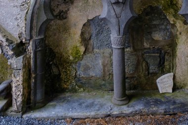 İrlanda manzaralı bir yer. seyahat kavramı