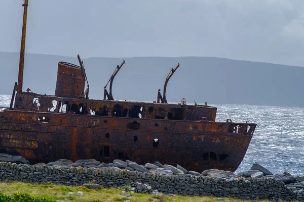 Naufrage Rouillé Sur Rivage Des Îles Aran Baie Galway Irlande — Photo