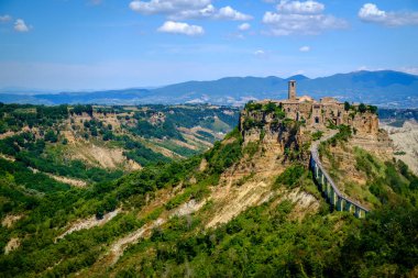 Eski kale Matera antik kenti Basilicata, İtalya 