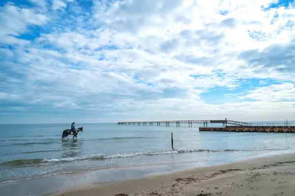 Vista Sobre Playa Con Mar Cielo Salino Italia —  Fotos de Stock