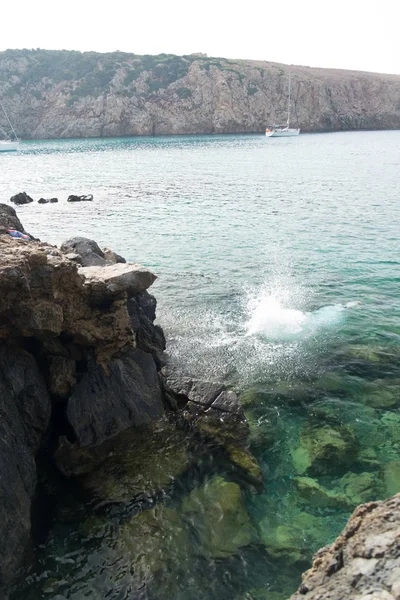 法国科西嘉度假目的地的海岸风景 — 图库照片