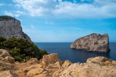 Kortikası kayalıkları ve deniz manzarası ile kıyı manzarası, Fransa