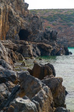 Korsika kayalıkları ile kıyı manzarası, Fransa