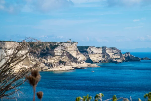 法国科西嘉度假目的地的海岸风景 — 图库照片