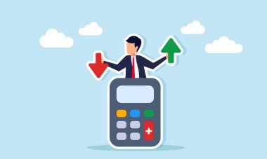 İş adamı, elinde ok tutan hesap makinesinden iş risk yönetimi hesaplamalarının bir yukarı, bir aşağı çizimlerini tutuyor.