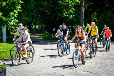 Poltava, Ukrayna - 18 Mayıs 2019: Yerel halk 