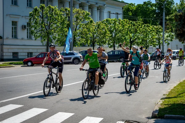 Poltava, Ukrayna - 18 Mayıs 2019: Yerel halk 
