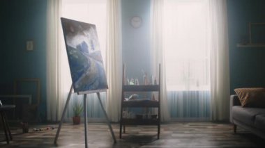 İlham verici Ressam Atölyesi