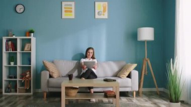 Kadının Görüntülü Araması Var