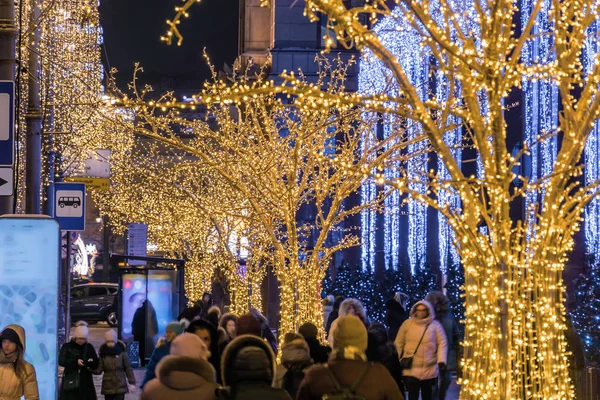 Festliche Neujahrsbeleuchtung Auf Dem Maneschnaja Platz Der Nähe Des Roten — Stockfoto