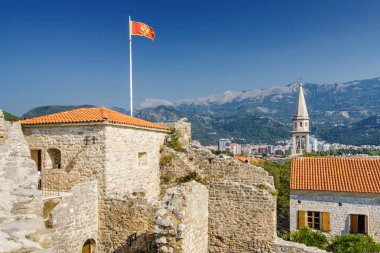 Ismarlayarak tarihi merkezi eski Budva şehir, Mo