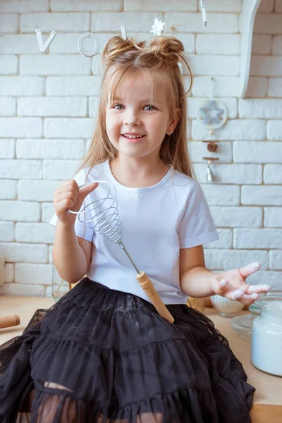 Caucasian Funny Cute Little Girl Baking Kitchen Bake Culinary Concept — Stock Photo, Image