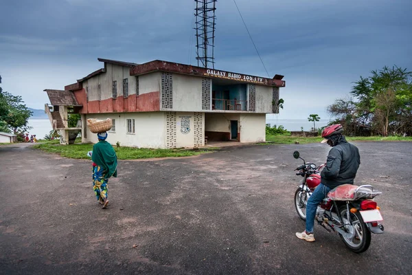 Yongoro Sierra Leona Junio 2013 África Occidental Hombre Desconocido Con — Foto de Stock