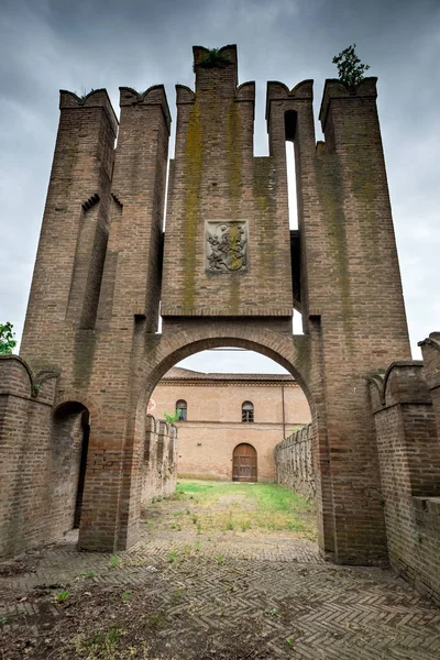 Бентивольо Италия Мая 2018 Года Замок Бентивольо Построен Между 1475 — стоковое фото