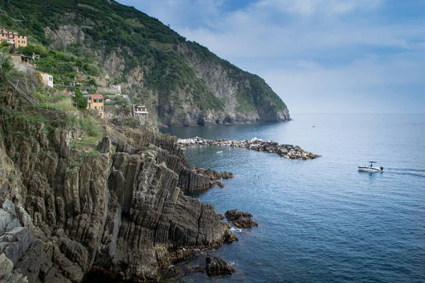 リオマッジョーレ ジェノヴァ イタリア チンクエ テッレ崖 リグーリア州イタリアのビュー — ストック写真