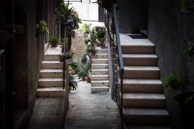 Montemerano, Toskana - Maremma küçük ortaçağ köyünde. Montemerano Grosseto, İtalya'dan 55 kilometre Maremma, kalbinde 12. yüzyıl iline