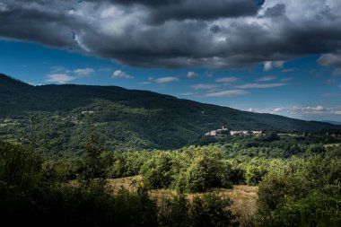 Travale, Grosseto, Toskana - Travale Toskana yakındaki tepeden panoramik manzarası görebilirsiniz