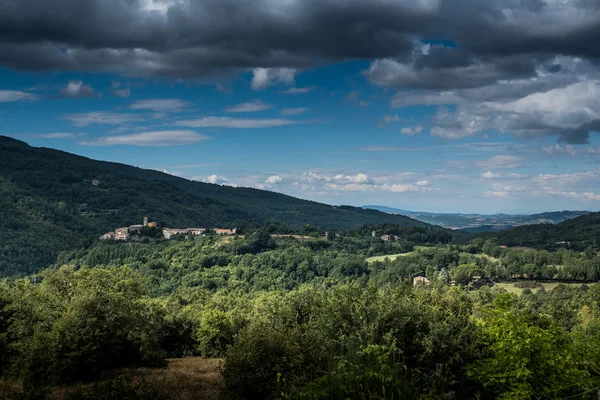 Travale Grosseto Toskania Panoramiczny Widok Travale Toskanii Pobliskim Wzgórzu Widać — Zdjęcie stockowe