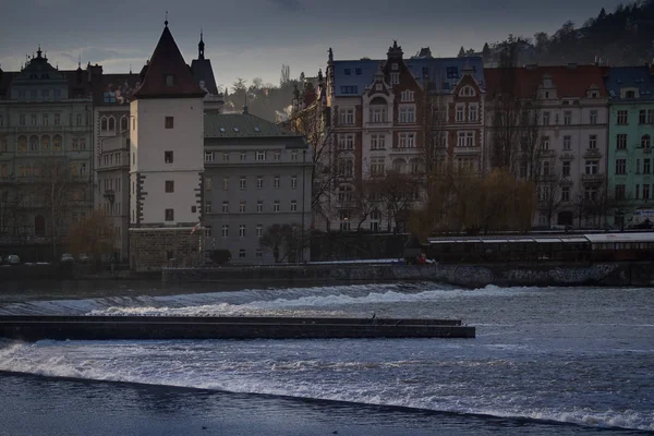 捷克布拉格 日落时的伏尔塔瓦河 — 图库照片