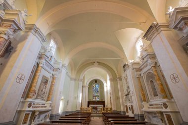 San Francesco Roma Katolik Kilisesi ortaçağ köyü Colle di Val d'Elsa, Siena, Toskana içinde Gotik tarzı o manastır içinde