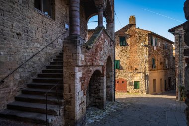 Belediye Sarayı (Palazzo Comunale) Suvereto, Livorno eyaletinin, Toskana, İtalya 
