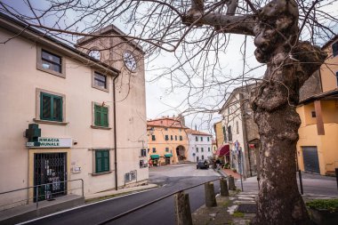 Fulvio Giaconi kare, Castellina Marittima, Pisa, Tuscany ilinin Saat Kulesi