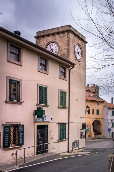 Фульвіо Giaconi Квадрат Castellina Мариттіма Провінція Піза Тоскана Башта Годинника — стокове фото