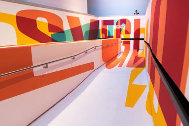 Rome, İtalya - 06 Ocak 2019: Ulusal Müzesi Zaha Hadid tarafından tasarlanmış ve kültürel miras için Bakanlık Maxxi Vakfı tarafından yönetilen XXI yüzyılın sanat.