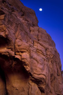 Afrika, Cezayir, Sahara, Tassili N'Ajjer Milli Parkı, Tadrart, kaya kuleleri ve kum tepeleri 