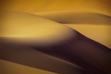 Afrika, Cezayir, Sahara, Tassili N'Ajjer Milli Parkı, Tadrart, kaya kuleleri ve kum tepeleri 