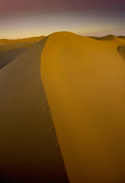 Afrika Cezayir Sahara Tassili Ajjer Milli Parkı Tadrart Kaya Kuleleri — Stok fotoğraf