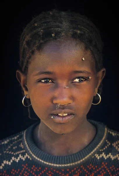 Djanet Algerije Januari 2002 Portret Van Een Meisje Markt — Stockfoto