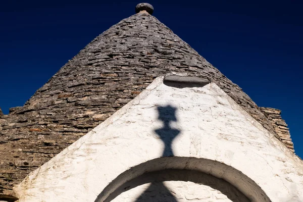 Antikes italienisches haus trulli, alberobello, apulien - italien — Stockfoto