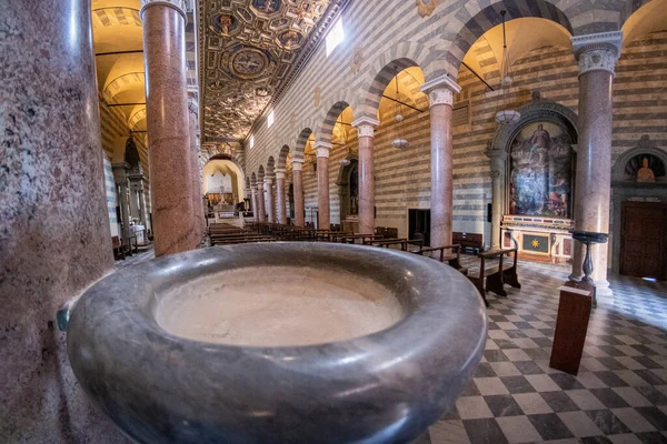 Interior Catedral Santa Maria Assunta Volterra Con Sus Paredes Dobles — Foto de Stock