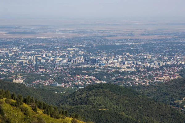 Almaty Vista Ciudad Desde Cima Montaña —  Fotos de Stock