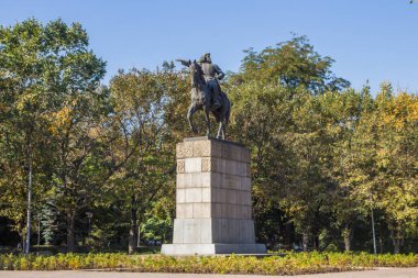 Almatı, Kazakistan - 15 Eylül 2018: anıt, Amangeldy Imanov Almatı park City.