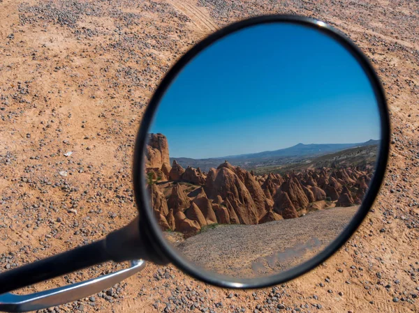 Kapadokya motosiklet turu. Göreme Milli Parkı. Cappadocia Seyahat