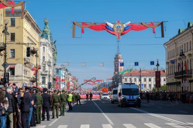 9 Mayıs 2019, Rusya, St. Petersburg. Nevsky Prospekt Petersburg Ulusal eylem Ölümsüz alay. Zafer Bayramı'na adanmış şehir tatili
