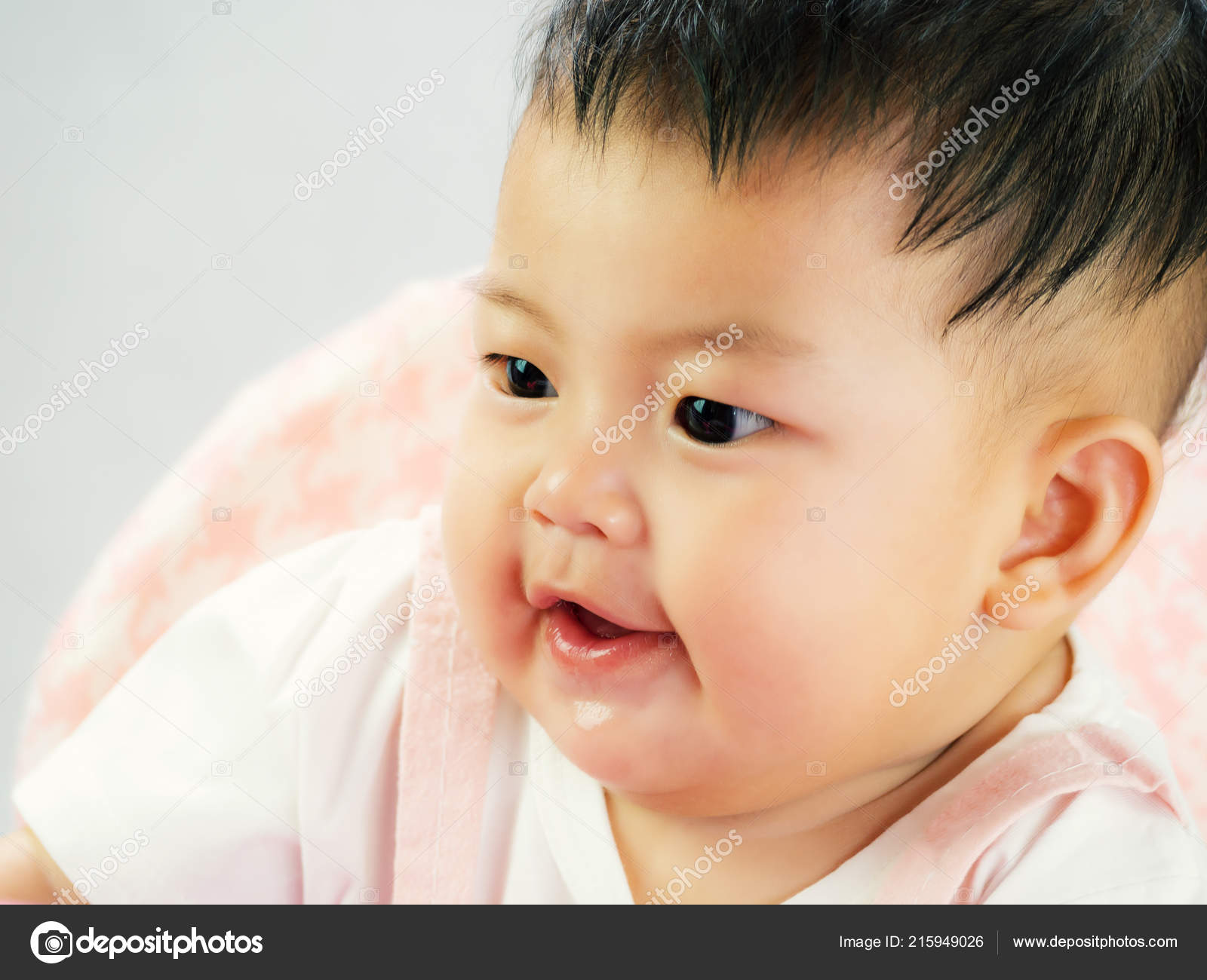 Portrait Cute Short Hair Asia Baby Girl Relaxing Smiling Laughing