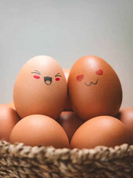Æg elskere har glade ansigter - Stock-foto