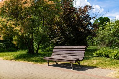 Tezgah parkı içinde kalan için