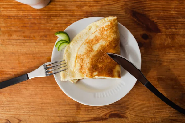 Сніданок здорової їжі омлет з перепелиних яєць — стокове фото