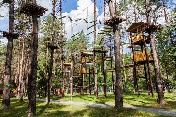 Rope town in the trees in the park — Stock Photo, Image