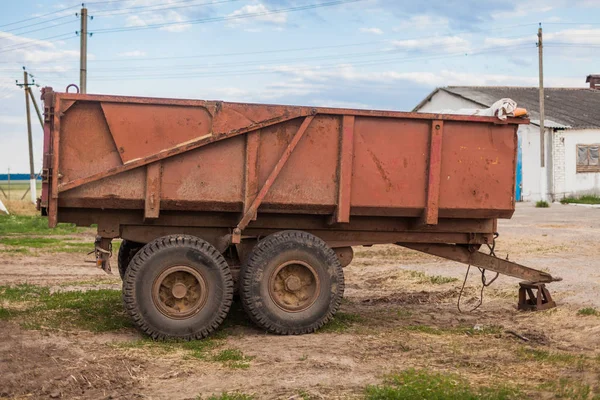 Trailer för en traktor — Stockfoto