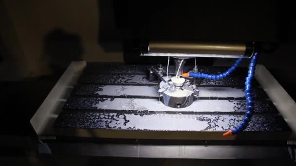 Cnc Değirmen Makinesi Yüksek Teknolojili Metal Torna Işleme Sistemi Metal — Stok video