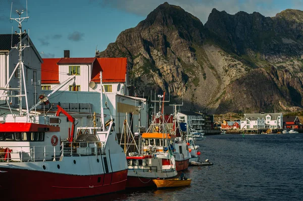 Pohled Henningsvaer Lofoten Ostrovy Norsko — Stock fotografie